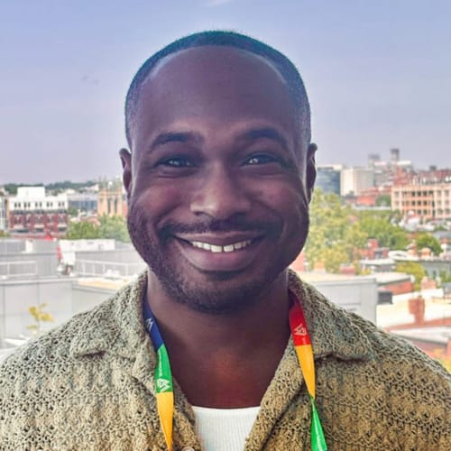 Headshot of Wayne Pearson, LICSW