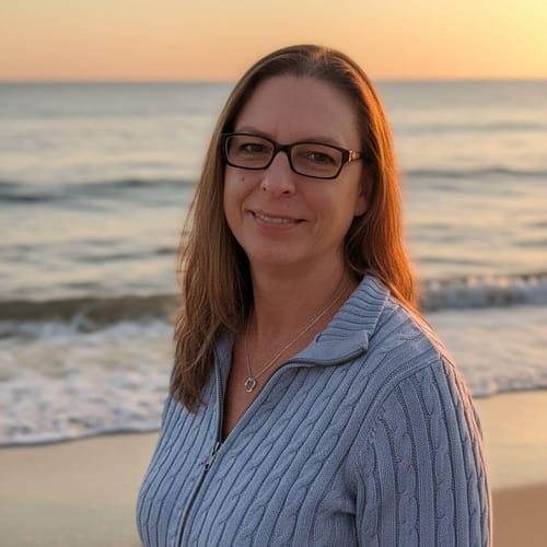 Headshot of Leslie Marchus, LPCMHSP