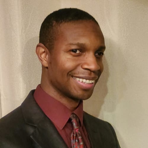 Headshot of Nelson Louis, LCSW