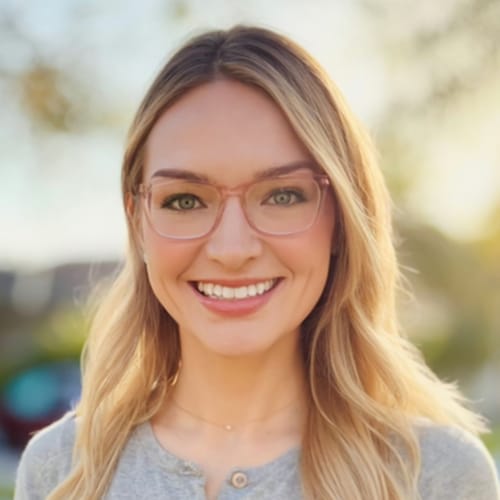 Headshot of Carey Danna, LCSW_OUT_OF_STATE