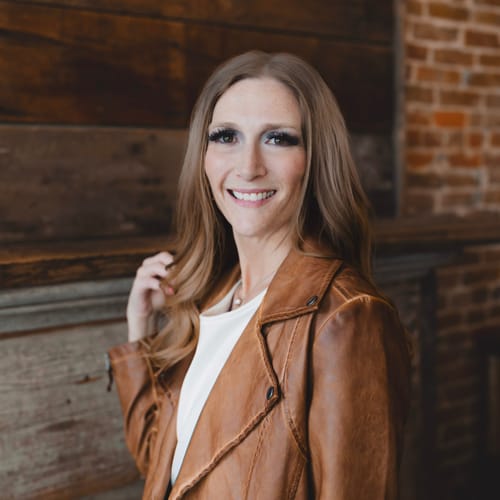 Headshot of Kelly Teague, LPC