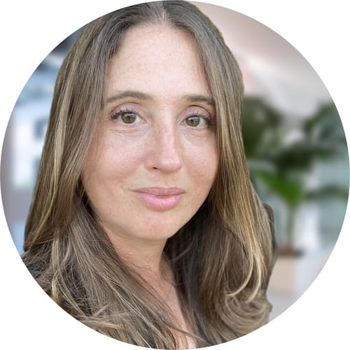 Headshot of Erin McGee, LPC