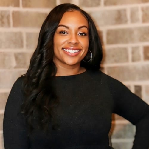 Headshot of Shaunte Smith, LCSW