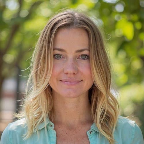 Headshot of Christa Goodale, LPC