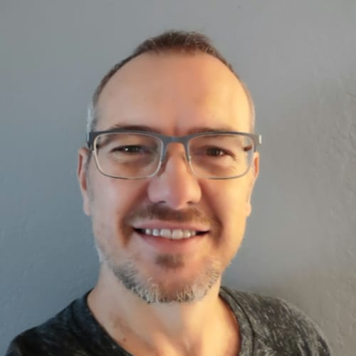 Headshot of Chris Davis, LCSW