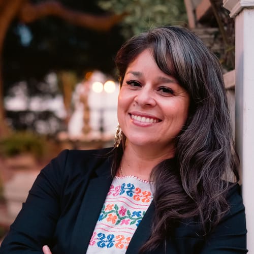 Headshot of Rosalba Gama-Hernandez, LMFT