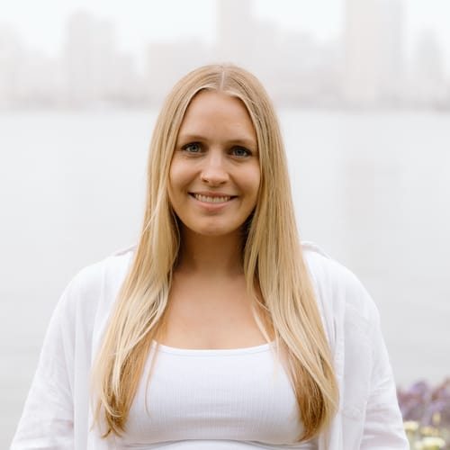 Headshot of Sidney Cartwright, LCSW