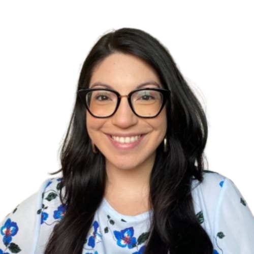 Headshot of Stephanie Olvera, LMFT
