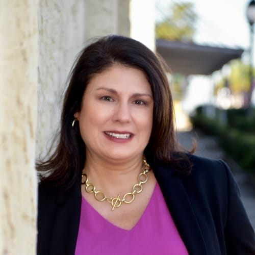 Headshot of Jennifer Cumbie, LMHC