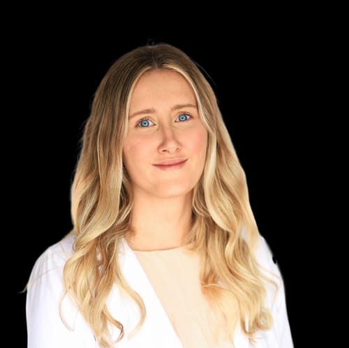 Headshot of Mackenzie Blackwell, NP