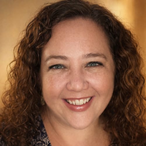 Headshot of Amanda Elliott, LCPC