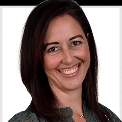Headshot of Elizabeth Maybalian, LMFT