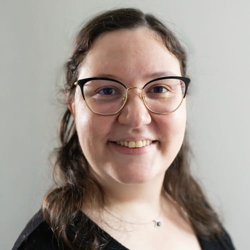 Headshot of Diana Damilatis-Kull, LMHC
