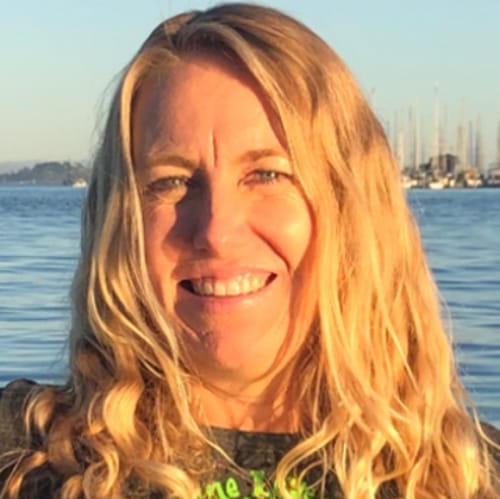 Headshot of Wendy Nuessle, LCSW