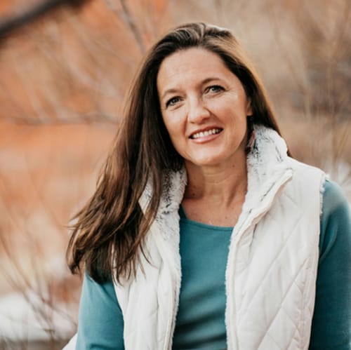 Headshot of Kari Ladrow, LCSW
