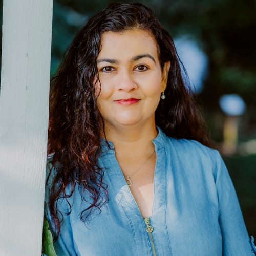 Headshot of Roma Raheja, LCSW_OUT_OF_STATE