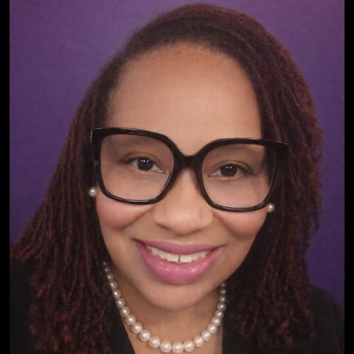 Headshot of Teelye Matthews, LCSW