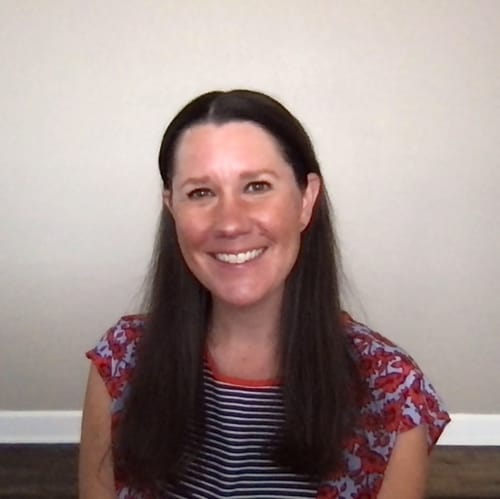 Headshot of Robin Lyons, LPC