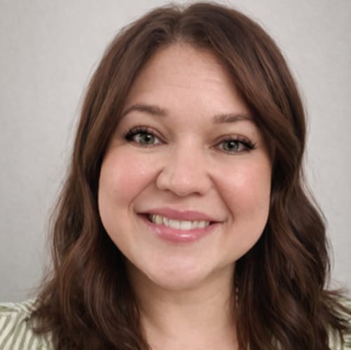 Headshot of Lauren Mozisek, LPC
