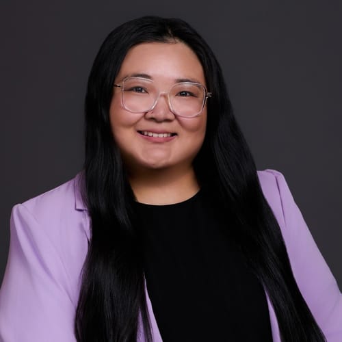 Headshot of Linda Phanthavong, LICSW