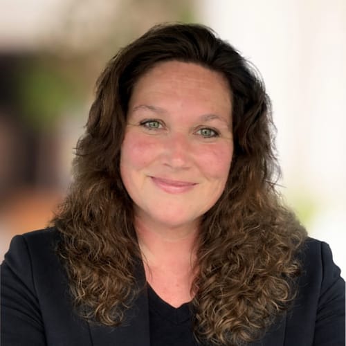 Headshot of Angela Ashton, LCSW