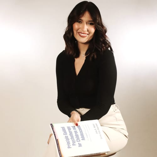 Headshot of Clarissa Rosas, LPC