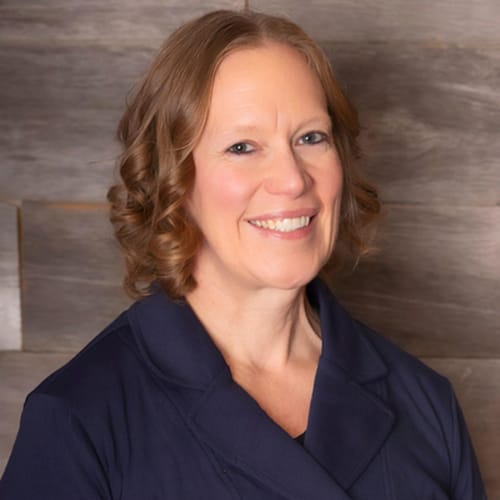 Headshot of Amy Henning, LPC