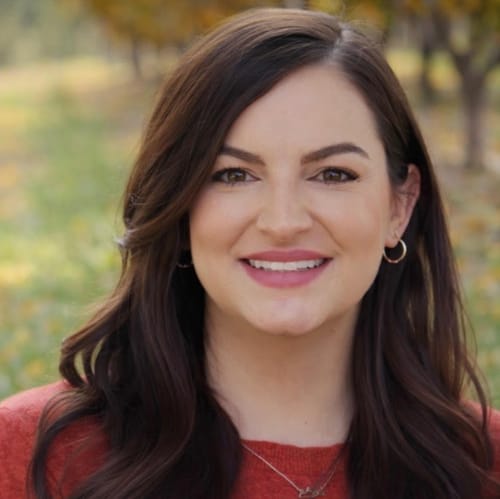 Headshot of Ashley Walsh, LPC
