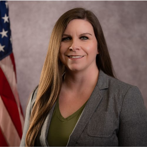 Headshot of Linda Gould, LPC