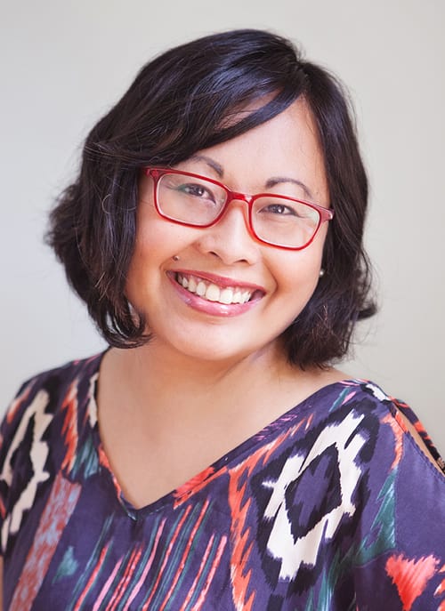 Headshot of Marian Formanes, LMFT