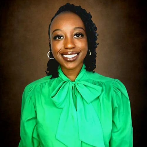 Headshot of Kiera Gordon, LCSW