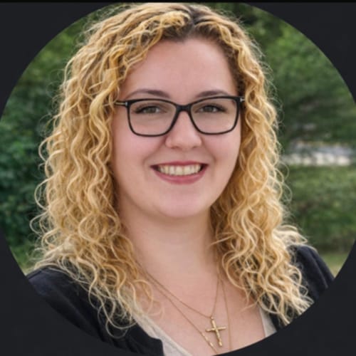 Headshot of Melanie MacIntosh, APN
