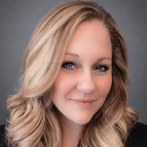 Headshot of Lyndsey Richards, LPC