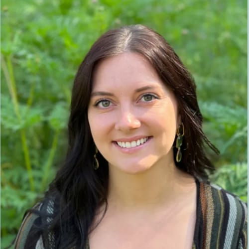 Headshot of Lexie Arlt, LCSW