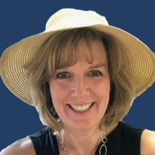 Headshot of Michelle Ghinaudo, LCSW