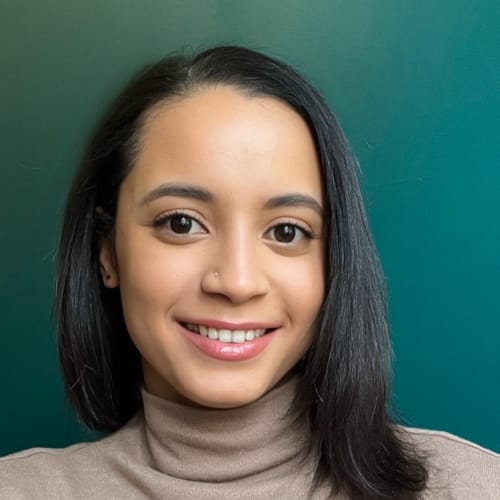 Headshot of Carolay Ceballos, LMHC