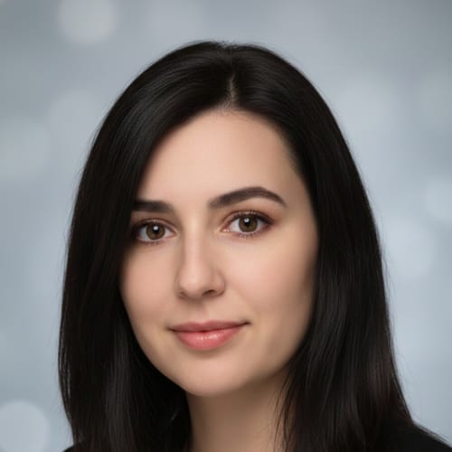 Headshot of Jennifer Sherwood, LMFT