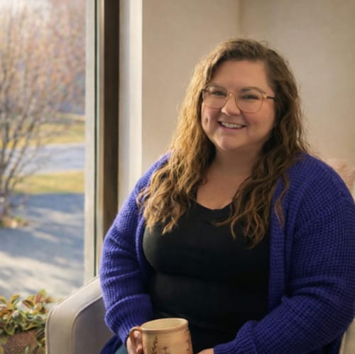 Headshot of Rabecca Deneen, LPC