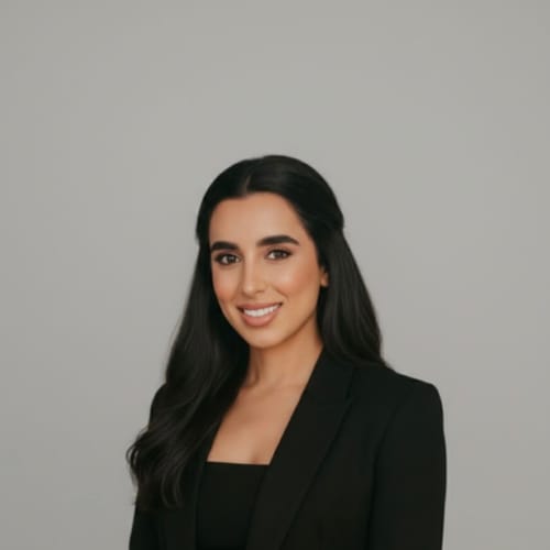 Headshot of Neda Panahandeh, LICENSED_PSYCHOLOGIST