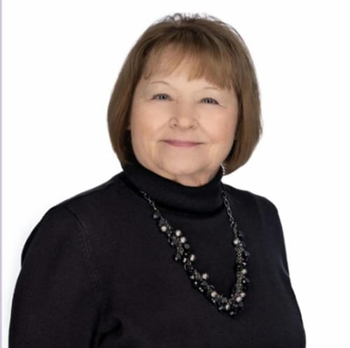 Headshot of Marcia Simoneau, LSCSW