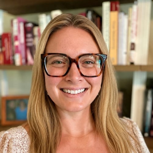 Headshot of Alyssa Van Boxmeer, LMFT