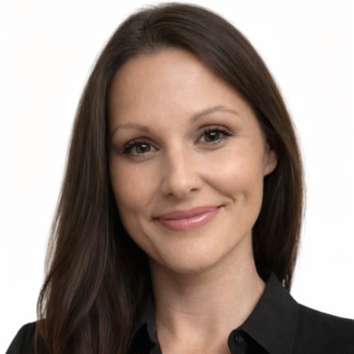 Headshot of Shannen Lewis, NP