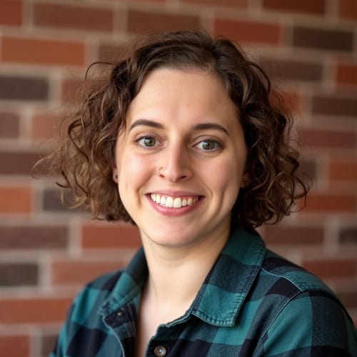 Headshot of Lana Copeland, LCPC