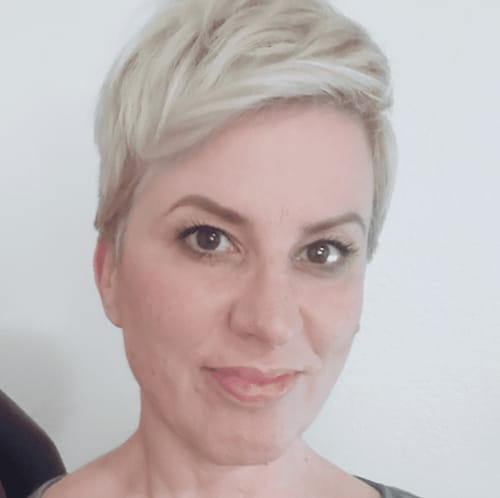 Headshot of Amanda Long, APRN_CNP