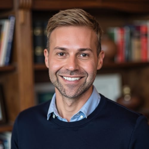 Headshot of Bradley Justice, LC