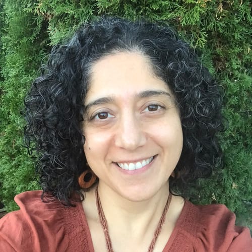 Headshot of Gloria Mahin, LPC