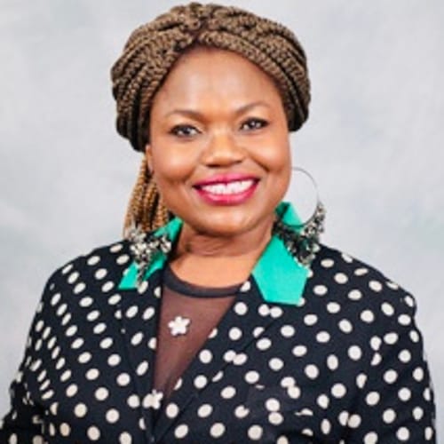 Headshot of Temora Gray, PSYCHOLOGIST
