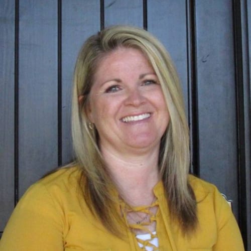 Headshot of Michelle Davis, CMHC