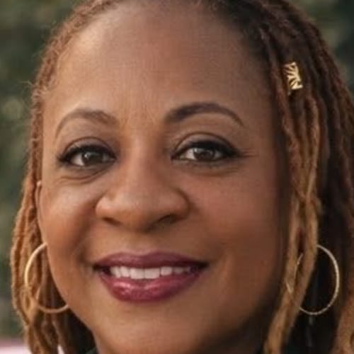 Headshot of Carolyn Brown, LPC