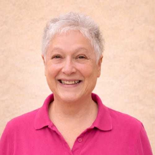 Headshot of Lorrie Herzberg, LCSW